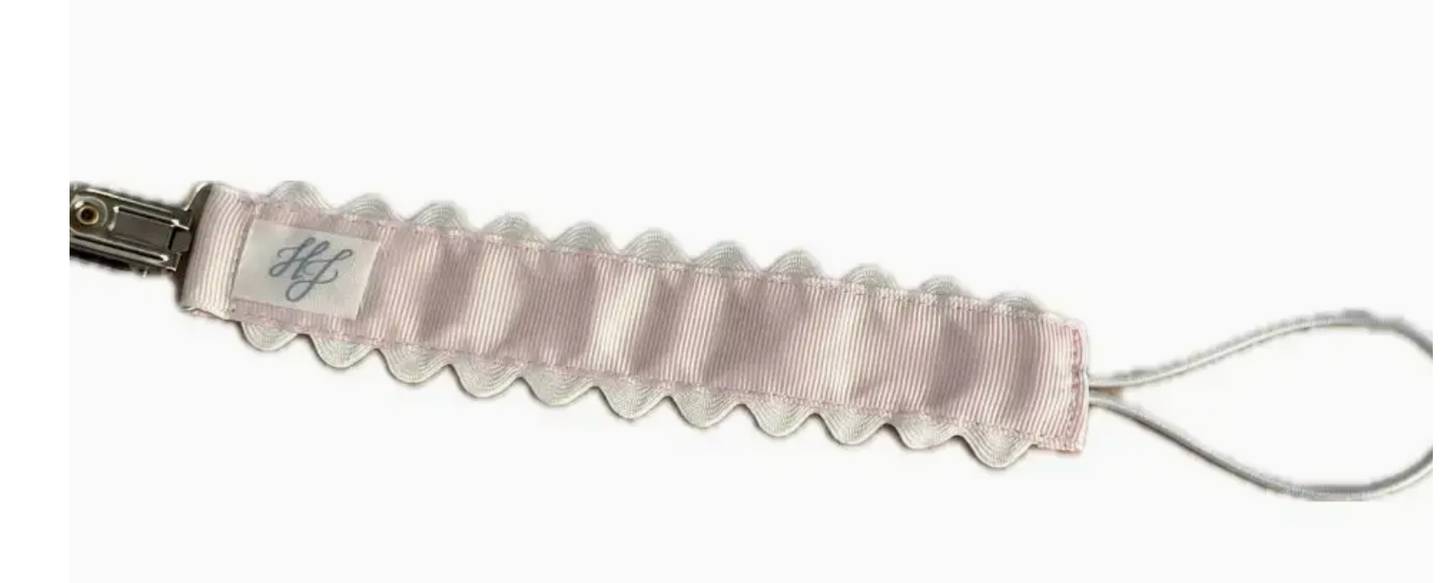 Paci Clip